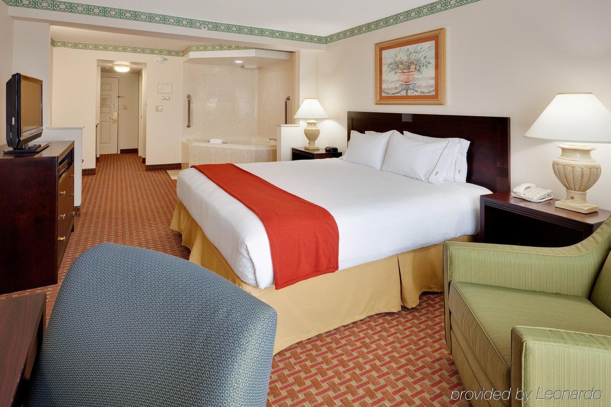 Holiday Inn Express Hotel & Suites Easton, An Ihg Hotel Bagian luar foto
